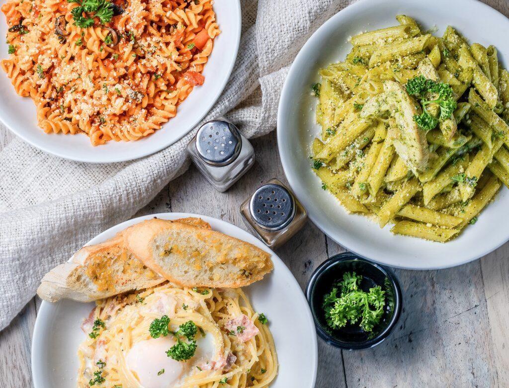 Pasta and Garlic Bread